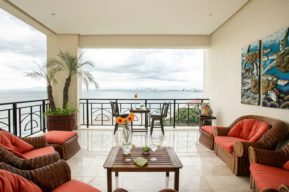 Luxury Condo Ocean View