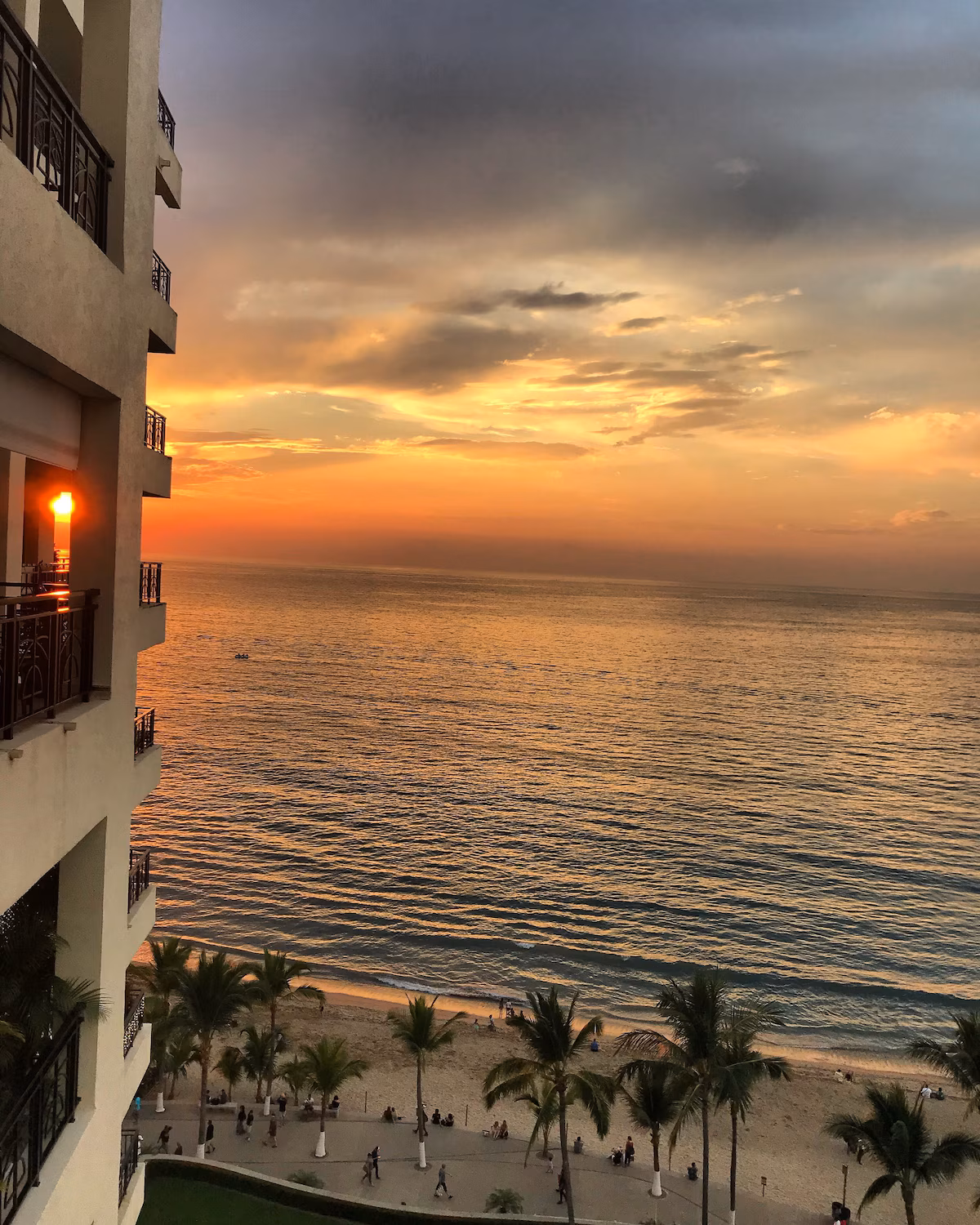 Luxury Condo Ocean View